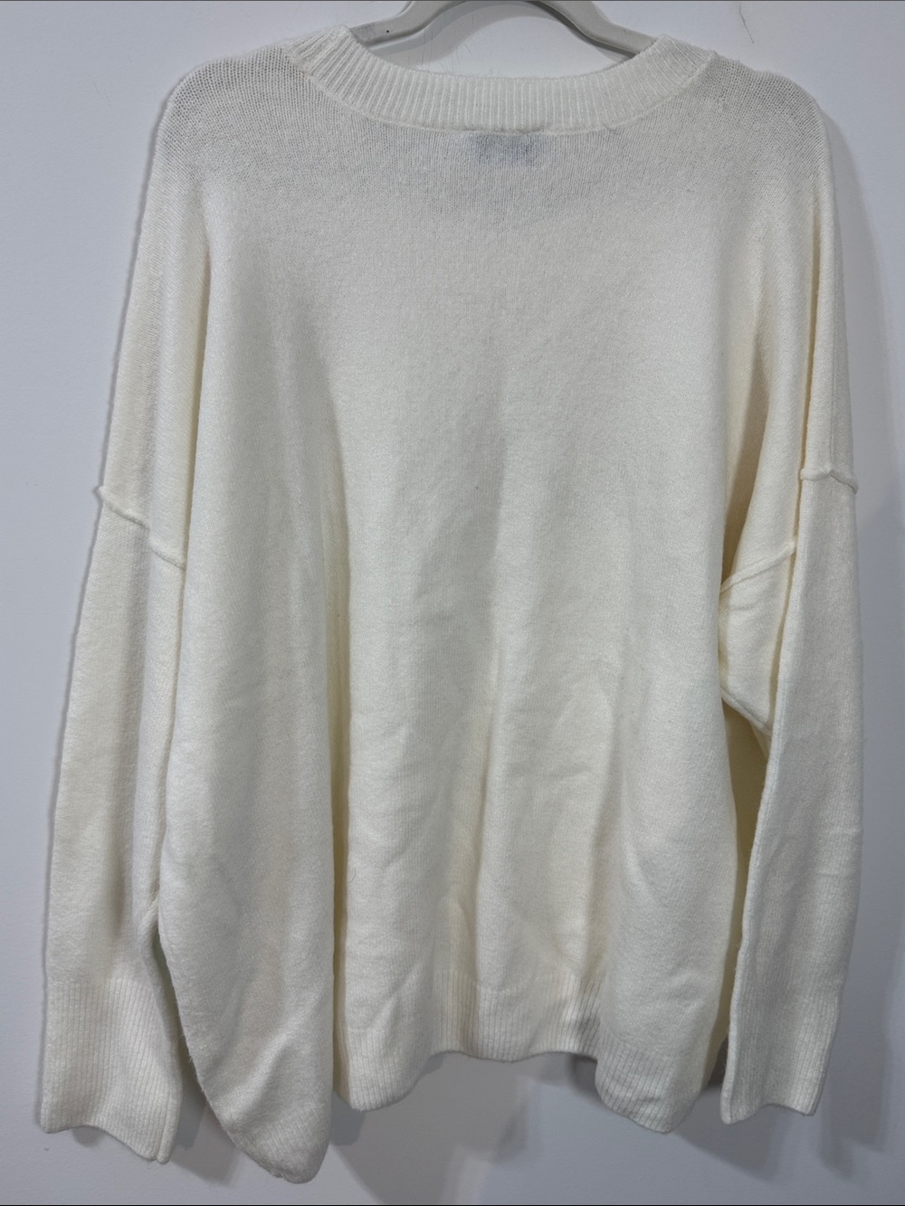 CeCe Cream Oversized Knit Crewneck Sweater w/ Beaded Gold 'cheers' Script - XL - Picture 5 of 7